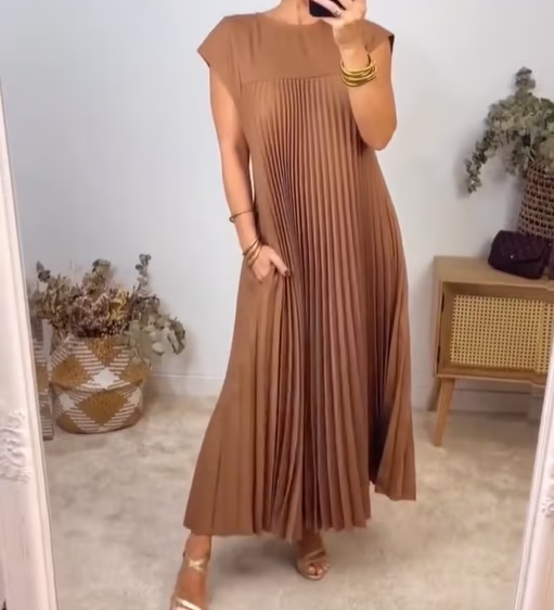 Women's Dresses — LUCILLE