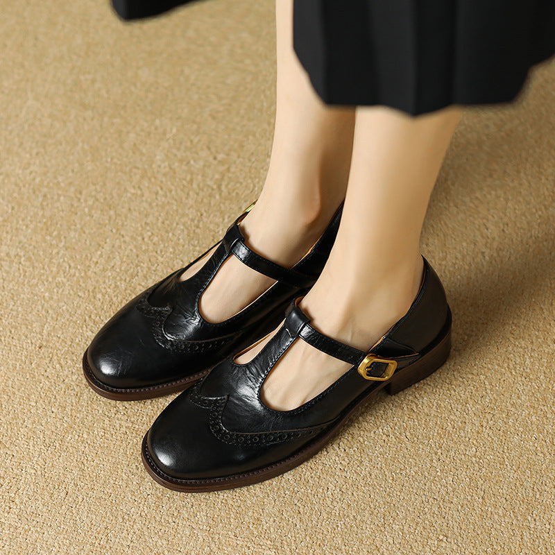 Amelie – Classic Ladies' Strappy Shoes