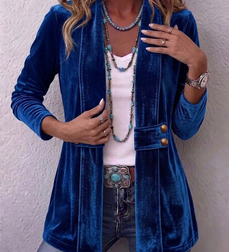 Margarete | American Jacket with Lapels and Button Details