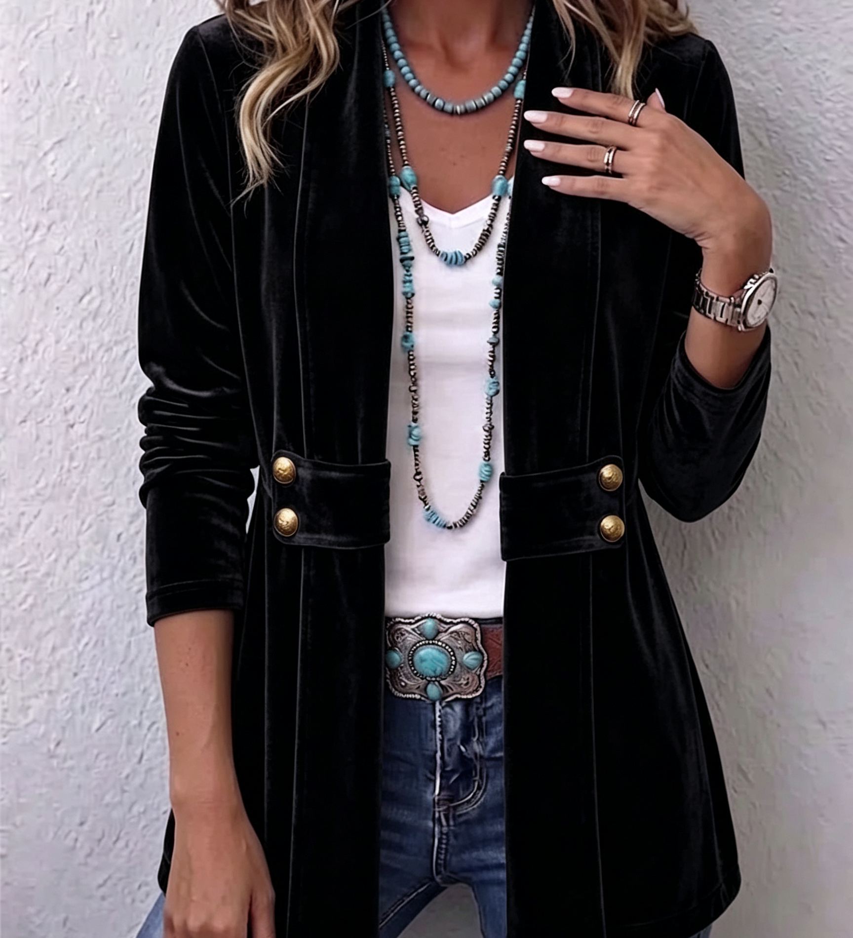 Margarete | American Jacket with Lapels and Button Details